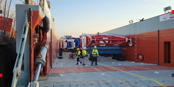Transport multimodal grue portuaire