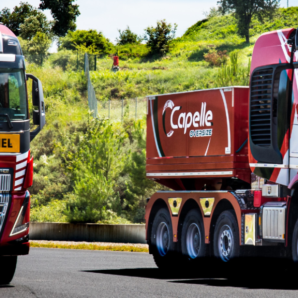 Transports Capelle nouvelles décorations camions.